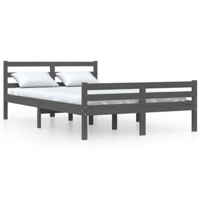 Berkfield Bed Frame Grey Solid Wood 140x200 cm