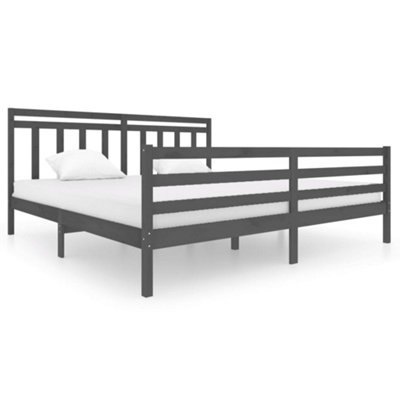 Berkfield Bed Frame Grey Solid Wood 200x200 cm