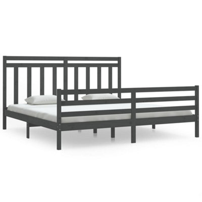 Berkfield Bed Frame Grey Solid Wood 200x200 cm