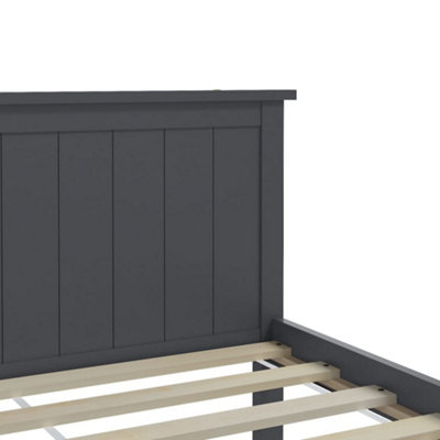 Berkfield Bed Frame Grey Solid Wood Pine 200x200 cm