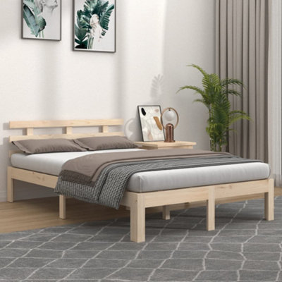 Berkfield Bed Frame Solid Wood 135x190 cm Double