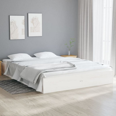 Berkfield Bed Frame White Solid Wood 135x190 cm Double