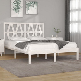 Berkfield Bed Frame White Solid Wood Pine 135x190 cm 4FT6 Double
