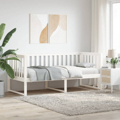 Berkfield Day Bed White 90x200 cm Solid Wood Pine | DIY at B&Q