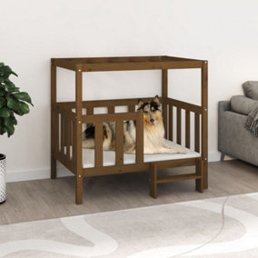 Berkfield Dog Bed Honey Brown 105.5 x 83.5 x 100 cm Solid Wood Pine