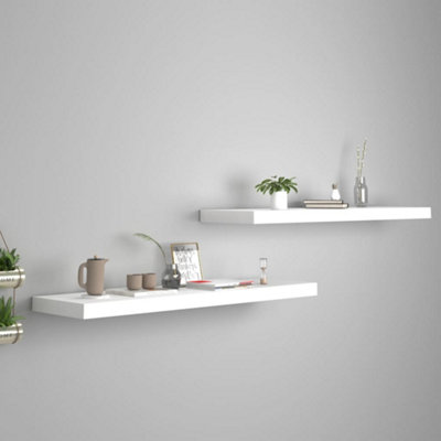 Berkfield Floating Wall Shelves 2 pcs White 90x23.5x3.8 cm MDF | DIY at B&Q