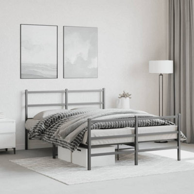 Berkfield Metal Bed Frame without Mattress with Footboard Black 140x200cm