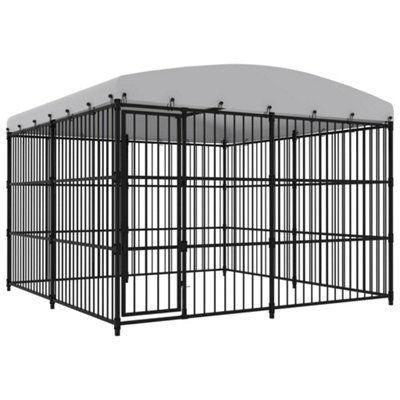 Berkfield Outdoor Dog Kennel with Roof 300x300x210 cm DIY at B&Q