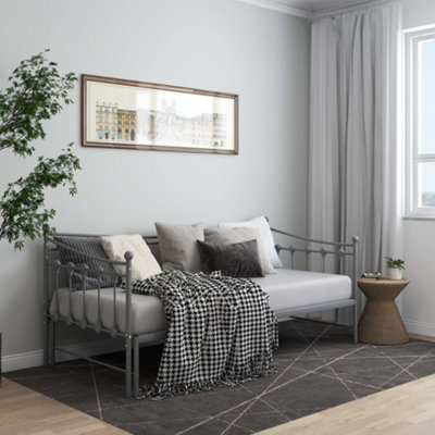 Berkfield Pull-out Sofa Bed Frame Grey Metal 90x200 cm