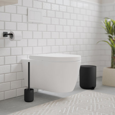 BESLAGSBODEN - Pedal Bin 4 L. Black. Softclose. Height 257 mm.