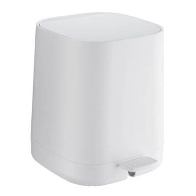 BESLAGSBODEN - Pedal Bin 4 L. White. Softclose. Height 255 mm.