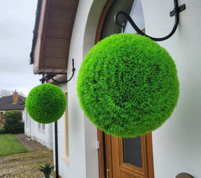 Best Artificial 38cm Green Grass Moss Hanging Basket Topiary Ball - Suitable for Outdoor Use - Weather & Fade Resistant