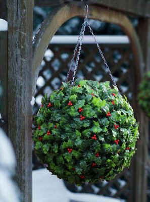 Best Artificial Outdoor 38cm Christmas hanging plastic Holly Ball with ...