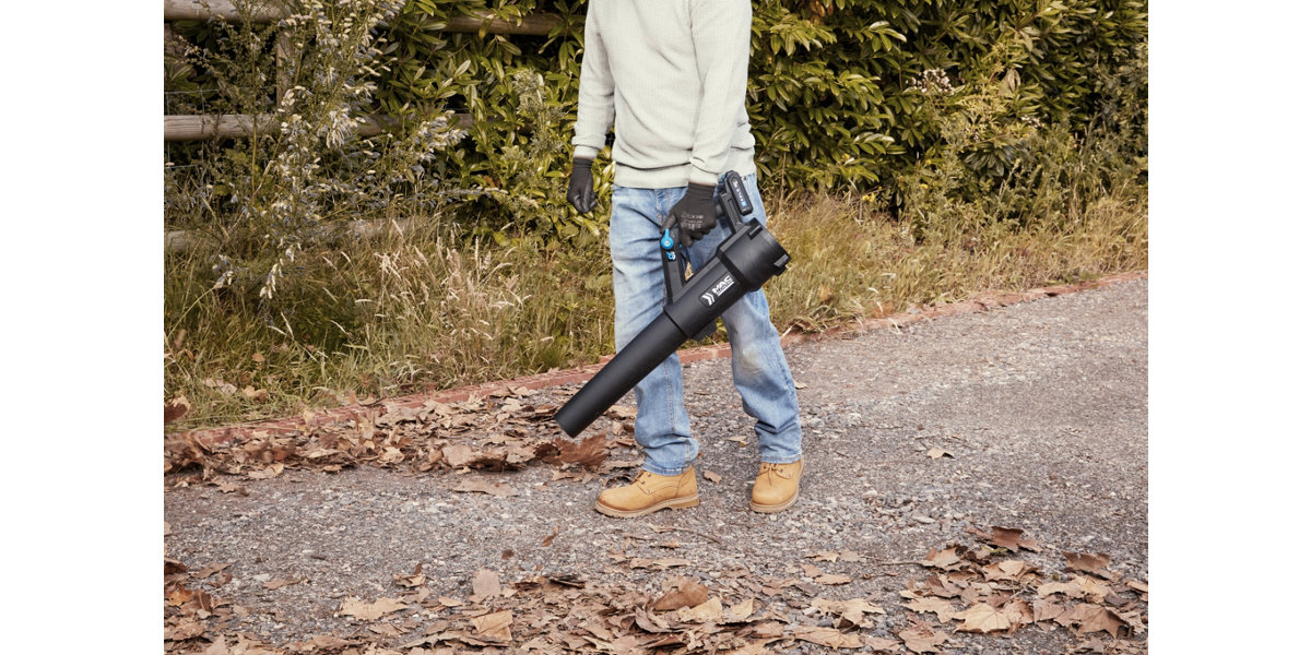 B&q deals leaf blowers