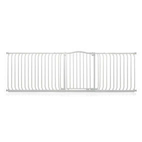 Bettacare Curved Top Dog Gate, 234cm - 243cm, Matt White, Pressure Fit Pet Gate for Dog and Puppy, Pet and Dog Barrier