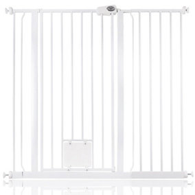 Bettacare Pet Gate with Lockable Cat Flap, 113.8cm - 121.4cm, White, 104cm in Height