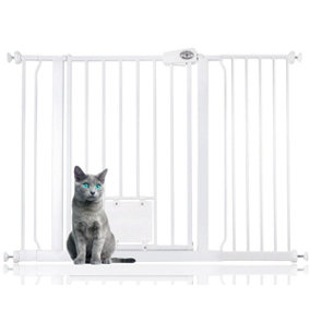 Bettacare Pet Gate with Lockable Cat Flap, 113.8cm - 121.4cm, White, 75cm in Height, Dog Safety Barrier with Cat Flap
