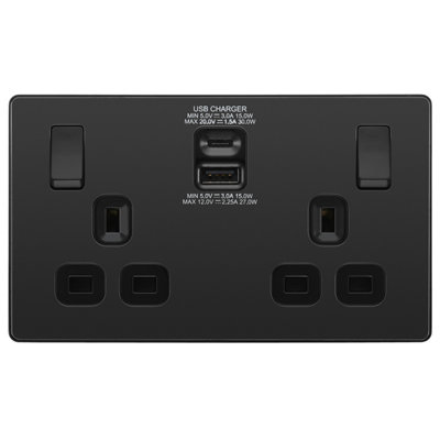 BG Evolve Black Chrome Double Switched 13A Power Socket + USB A+C 30W - 6