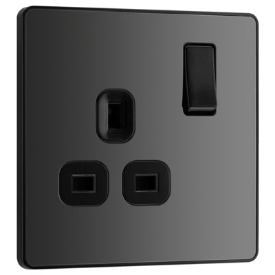 BG Evolve Black Chrome Single Switched 13A Power Socket