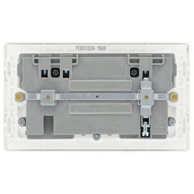 BG Evolve Brushed Steel Double Switched 13A Power Socket + 2 X USB (3.1A) - 8