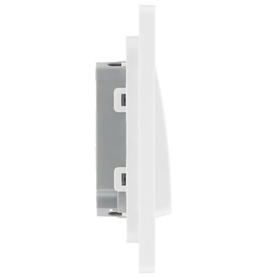 BG Evolve Pearlescent White Double Switch 20A 16AX 2 Way With Wide Rockers - 9