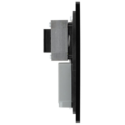 BG Evolve Screwless Shaver Socket, Dual Voltage 115/240V, Black Chrome