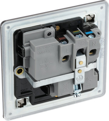 BG FBN21B Nexus Screwless Flat-Plate Single Switched Plug Socket