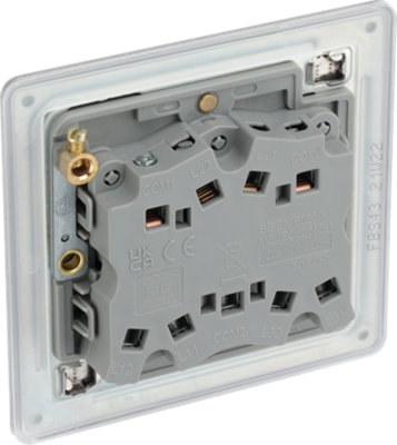 BG FBS43 Nexus Screwless Flat-Plate Triple Light Switch Brushed Steel 2 ...