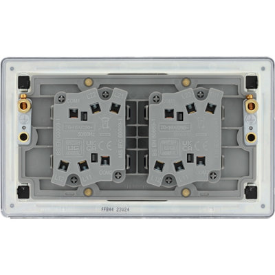 BG Flatplate Screwless 20A Quadruple Wall Light Switch, Matt Black