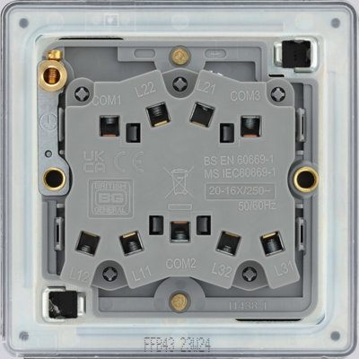 BG Flatplate Screwless 20A Triple Wall Light Switch, Matt Black