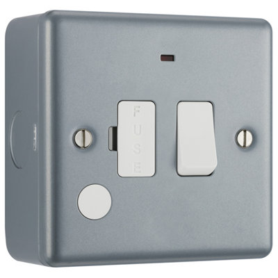 BG Metal Clad 13A Switched Fused Connection Unit With Flex Outlet And Indicator