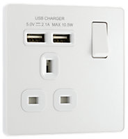 BG PCDCL21U2W Pearlescent White Evolve 1 Gang 13A 2x USB-A 2.1A Switched Socket Outlet - White Insert