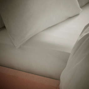 Bianca 200 Thread Count Temperature Controlling TENCEL™ Lyocell Fitted Sheet Natural