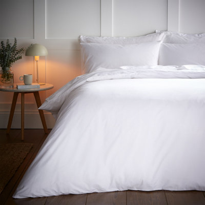 Bianca Bedding 200 Thread Count Temperature Controlling TENCEL™ Lyocell Duvet Cover Set with Pillowcases White