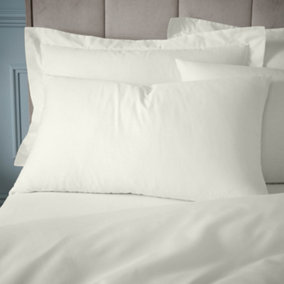 Bianca Fine Linens 180 Thread Count Egyptian Cotton Standard 50x75cm Pack of 2 Pillow cases with envelope closure Cream