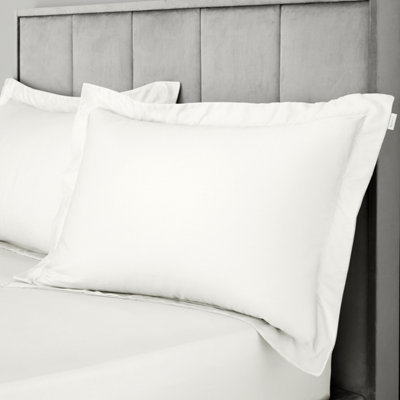 Bianca Fine Linens 400 Thread Count Cotton Sateen Oxford 50x75cm + border Pack of 2 Pillow cases with envelope closure Ivory