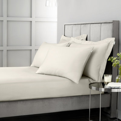 Bianca Fine Linens 400 Thread Count Cotton Sateen Oxford 50x75cm + border Pack of 2 Pillow cases with envelope closure Oyster