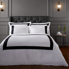 Bianca Fine Linens Bedding Tailored Cotton Double Duvet Cover Set with Pillowcases White / Black