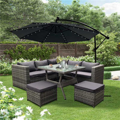 BillyOh 2.7m Crank and Tilt Parasol 8 Ribs with LED Lights - 2.7m Black