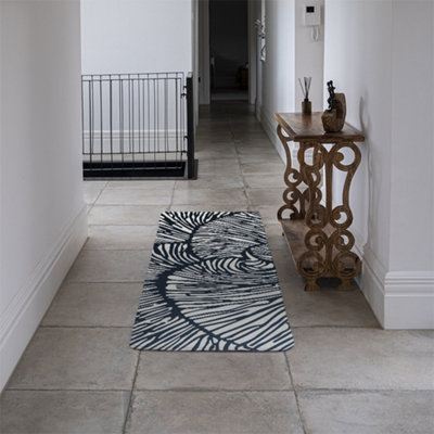 Biophilic design with natural analogues texture Designer Runner Special ...