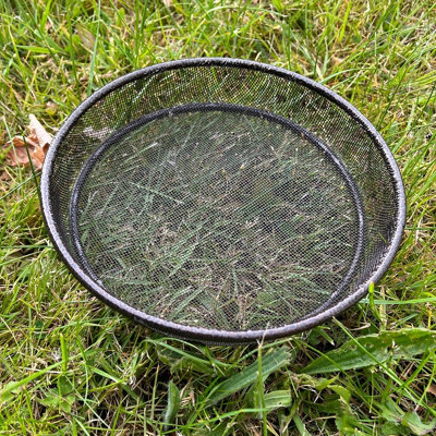 Bird Feeding Station Metal Seed Mesh Dish