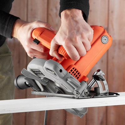 Black & decker best sale 13 amp circular saw