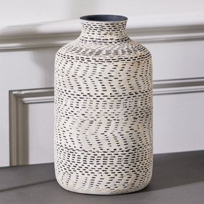 Black and White Stoneware Flower Vase Textured Finish Decorative Pitcher Jug Table Décor Vase