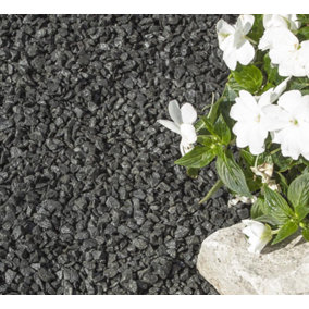 Black Basalt Gravel 10mm - Bulk Bags (800kg)