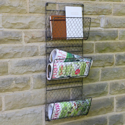 Black Chicken Wire Wall Mounted Magazine Newspapers Tools Holder Storage Rack