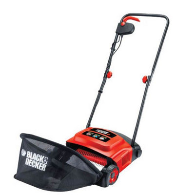 Black Decker 600W GD300 Electric Lawnraker Scarifier Grass Rake