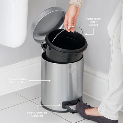 BLACK DECKER 61329 5L Stainless Steel Dome Shaped Pedal Bin With