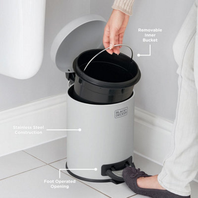 BLACK DECKER 61339 5L Grey Dome Shaped Pedal Bin With Soft Close