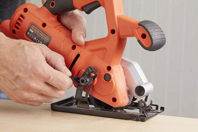 Black & decker mini circular deals saw