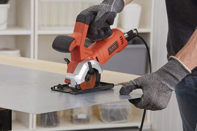 Black Decker Mini Circular Saw 85mm Wood Metal Plastic Cut 400w